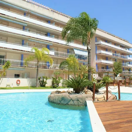En Complejo Residencial En Santa Margarita, Apartment Roses